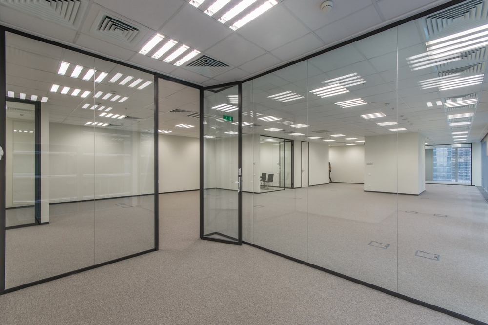 Glass Office Partitions That Work: Acoustic Options, Privacy, and Speed to Occupancy in DFW