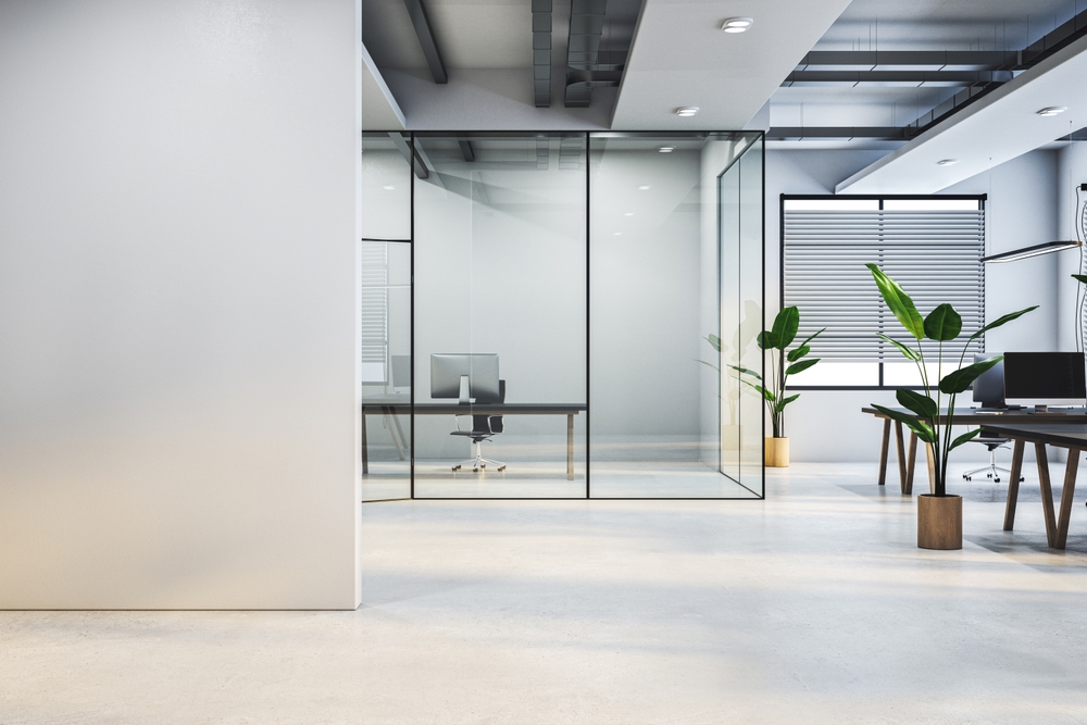 The Cost-Effective Advantages of Using Glass in Office Renovations