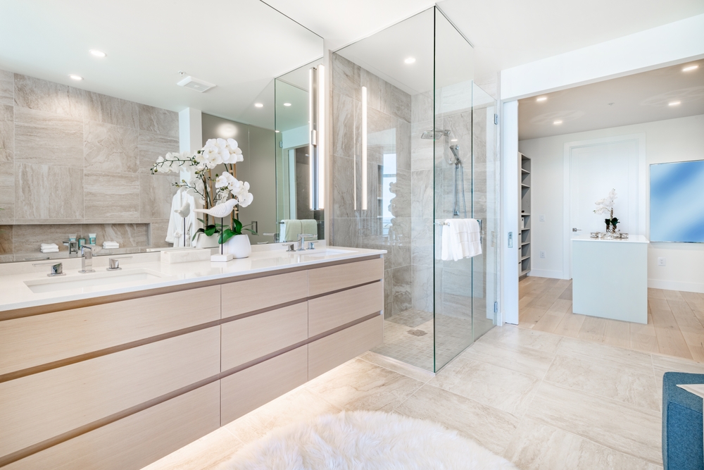 From Shower Doors to Furniture Tops: Residential Glass Solutions Homeowners Love